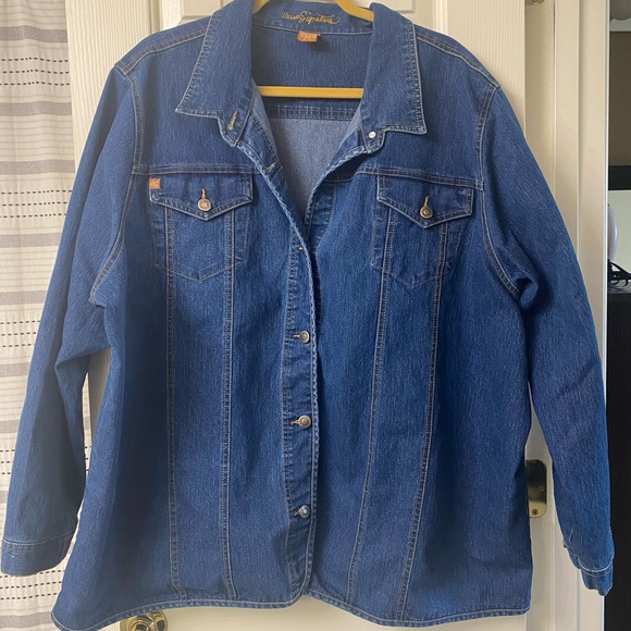 Liz & Me Signature Women's Blue Denim Jacket
Size 3X - Picture 2 of 16